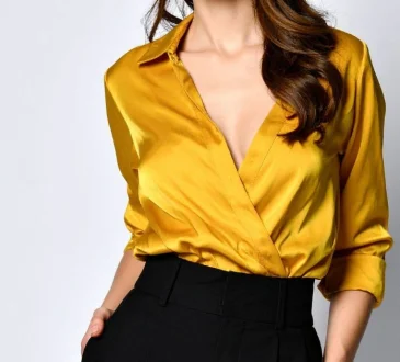 Elegant Formal Wear for Women Over 40 Made Easy